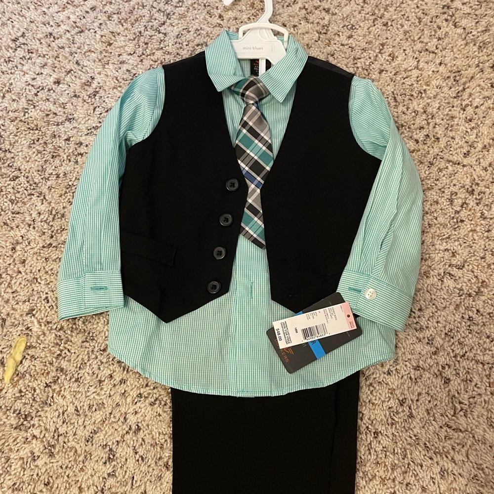 Dockers Infant 4-piece Suit